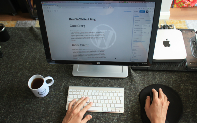 Want to become a journalist? Then become a blogger!