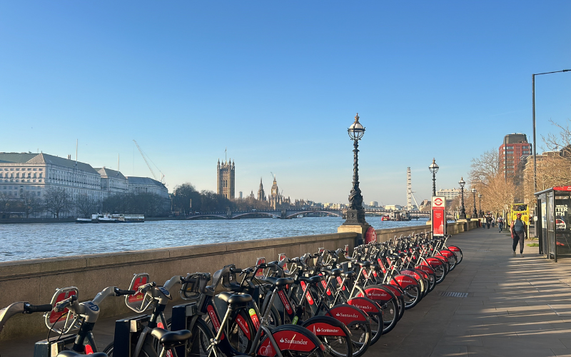 London by the Thames 